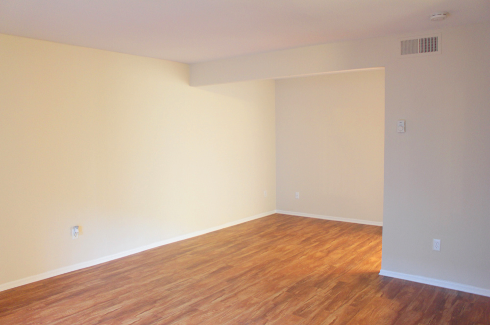 This image is the visual representation of Studio apartment 12 in Huntington Creek Apartments.
